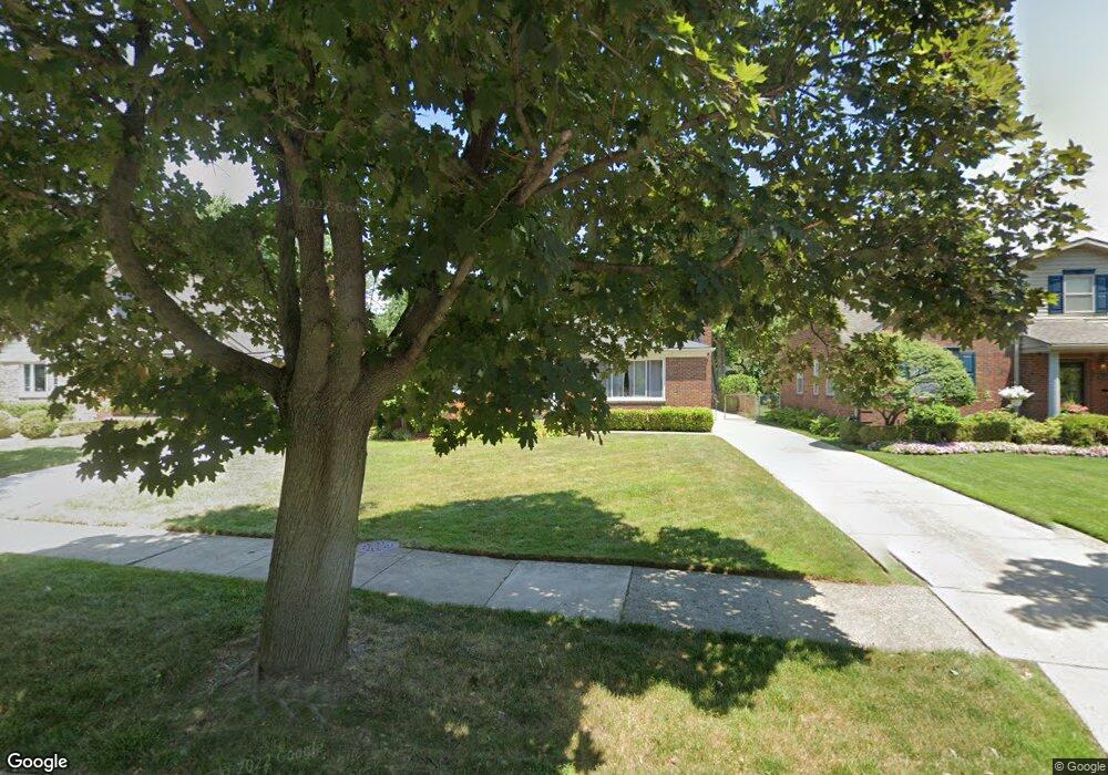 314 Ridgemont Rd, Grosse Pointe Farms, MI 48236 - photo 1