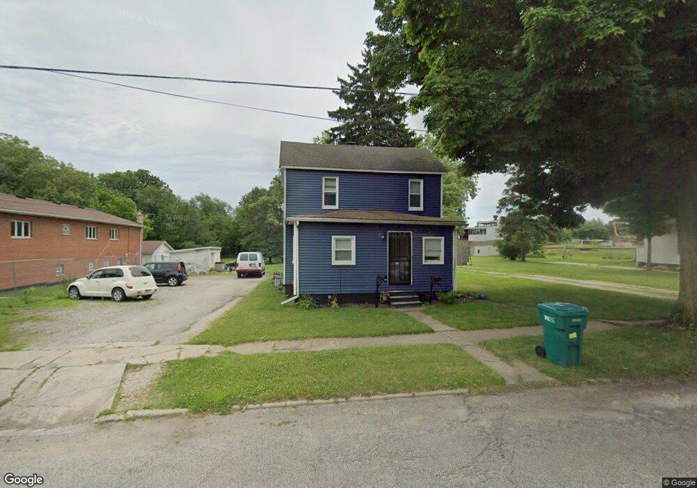 411 Pulaski St, La Porte, IN 46350 - photo 1