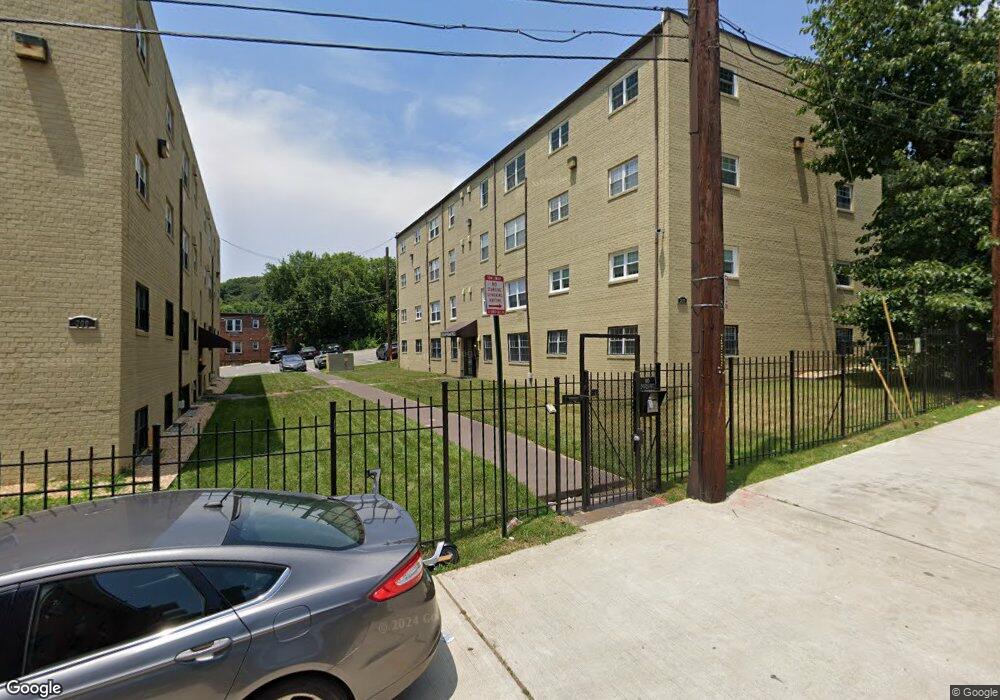 210 43rd Rd NE unit B3, Washington, DC 20019 - photo 1