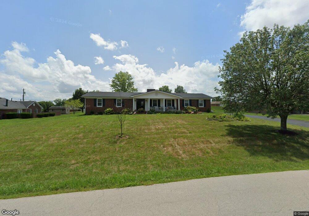 546 Chesapeake Dr, Harrodsburg, KY 40330 - photo 1