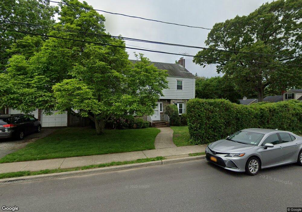 375 Coolidge St, West Hempstead, NY 11552 - photo 1