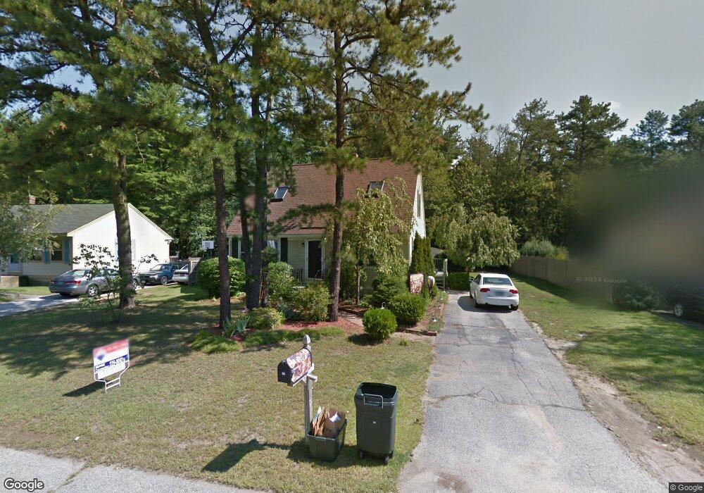 16 Chesterfield Dr, Concord, NH 03301 - photo 1