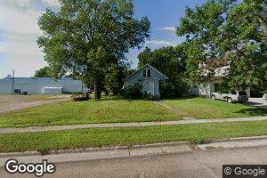 107 W Pipestone Ave, Flandreau, SD 57028