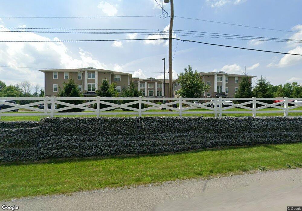 282 N Walnut St unit 304, Bath, PA 18014 - photo 1