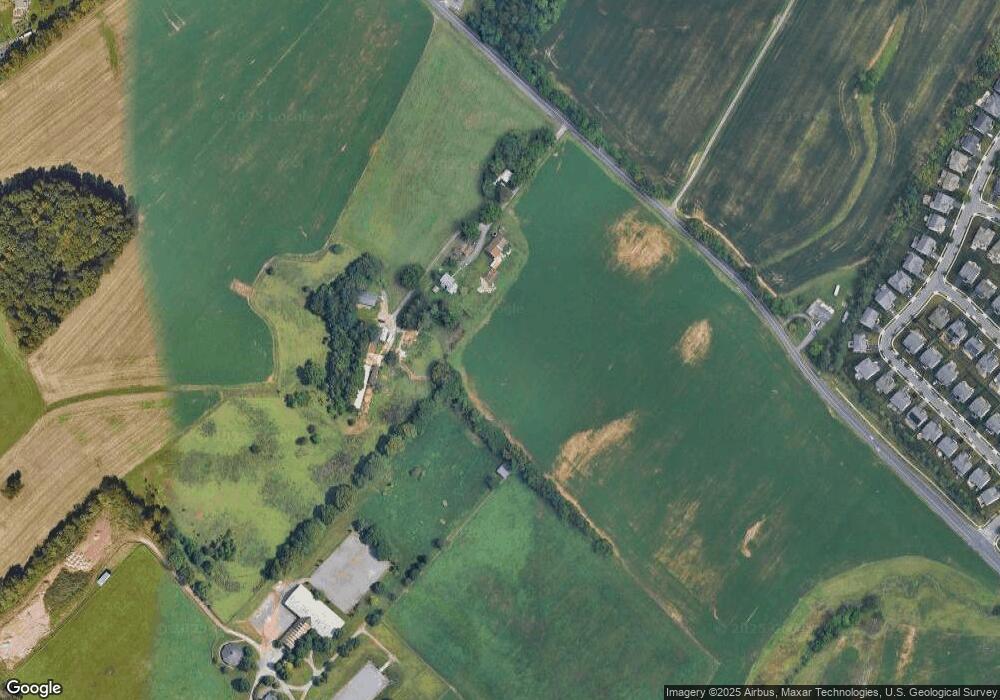 6120 Elmer Derr Rd, Frederick, MD 21703 - photo 1