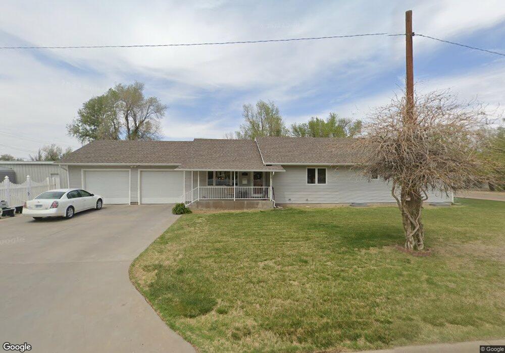 210 E 10th St, Hugoton, KS 67951 - photo 1