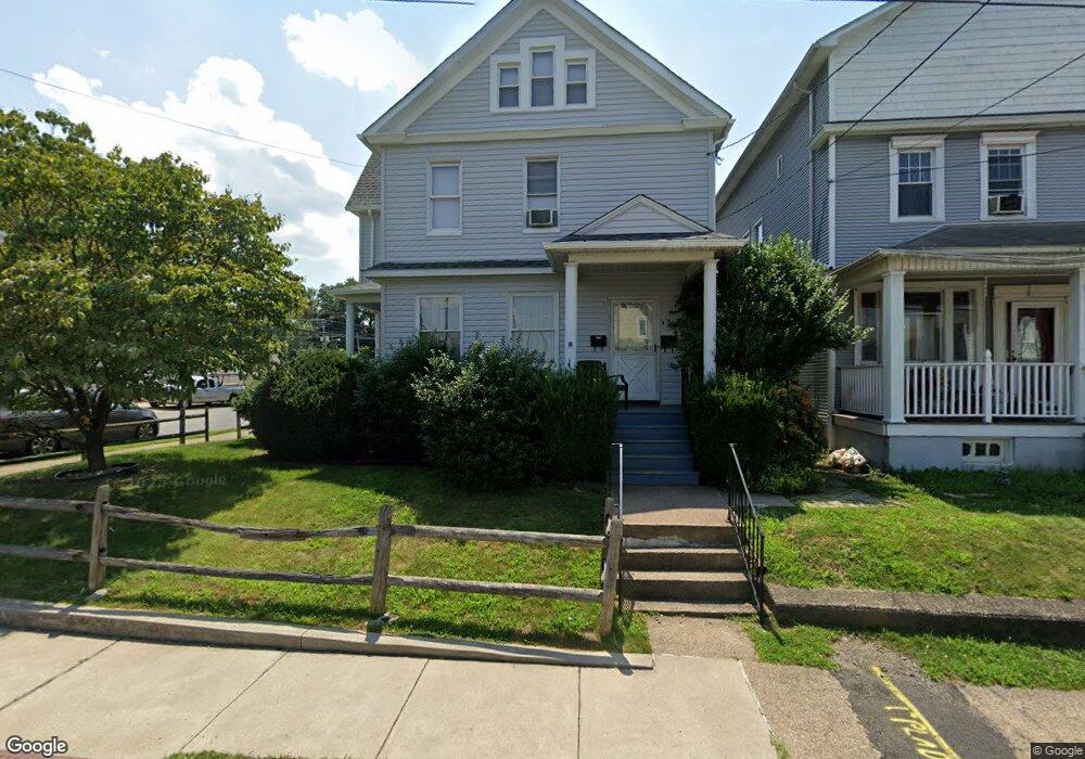 9 Oxford St, Hanover Township, PA 18706 - photo 1