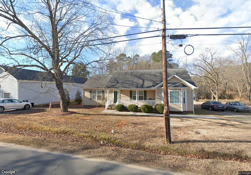 612 Raleigh St, Oxford, NC 27565 - photo 1