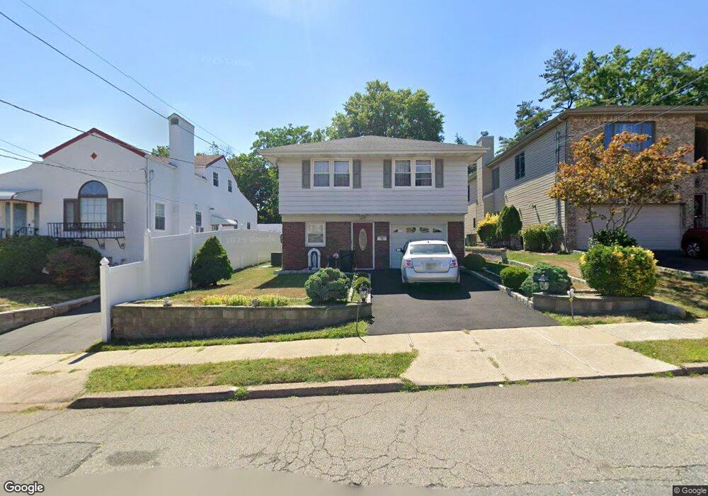 274 Baldwin Ave, Hasbrouck Heights, NJ 07604 - photo 1