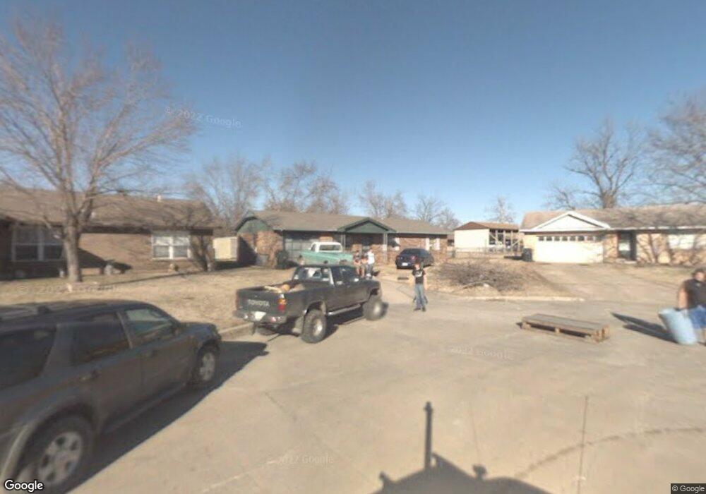 836 Highland Ct, Claremore, OK 74017 - photo 1