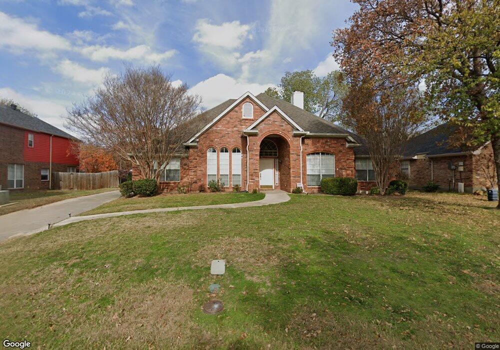 1005 Chapel Dr, Denton, TX 76205 - photo 1
