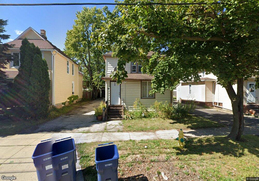 118 N Jackson St, Waukegan, IL 60085 - photo 1