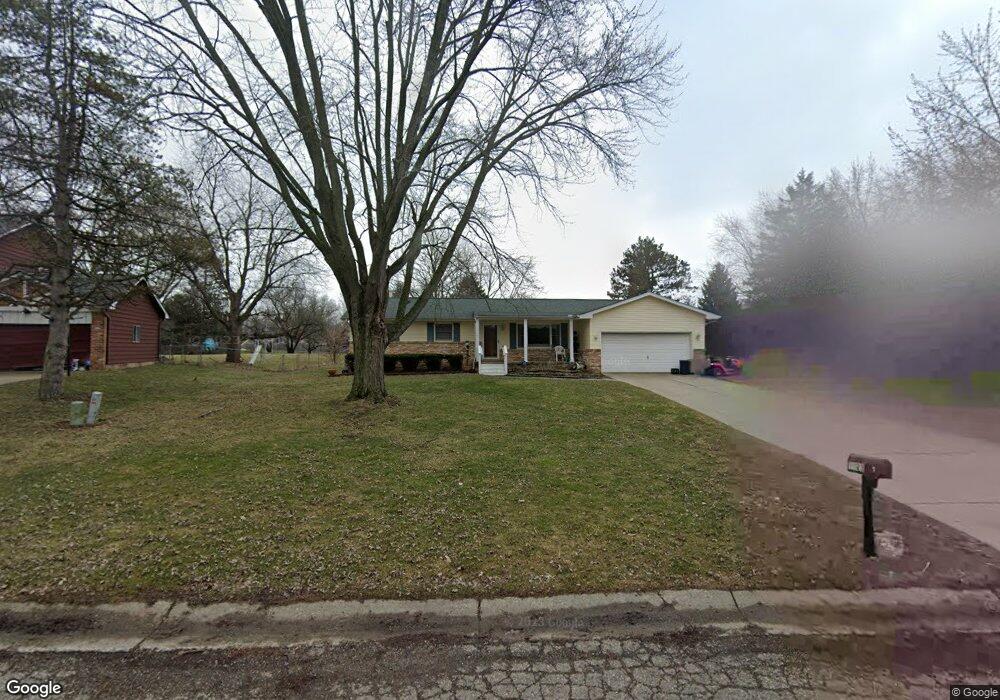 1223 Stonehenge Rd, Flint, MI 48532 - photo 1