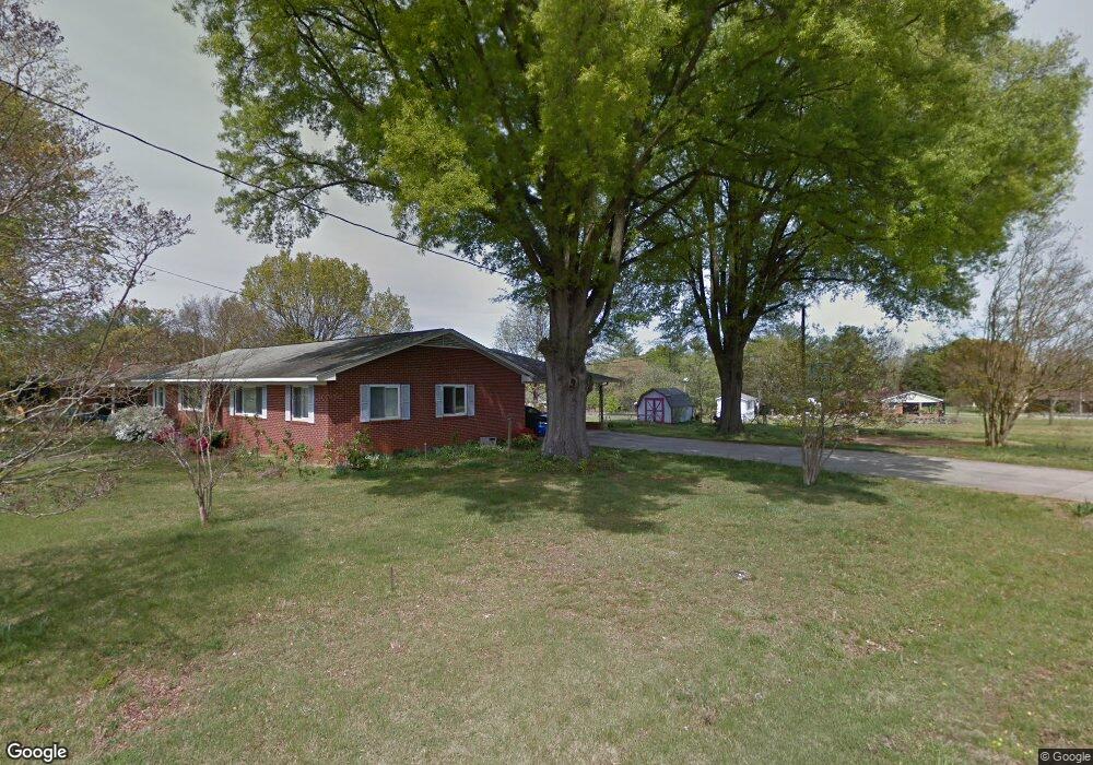 154 Shumaker Dr, Statesville, NC 28625 - photo 1