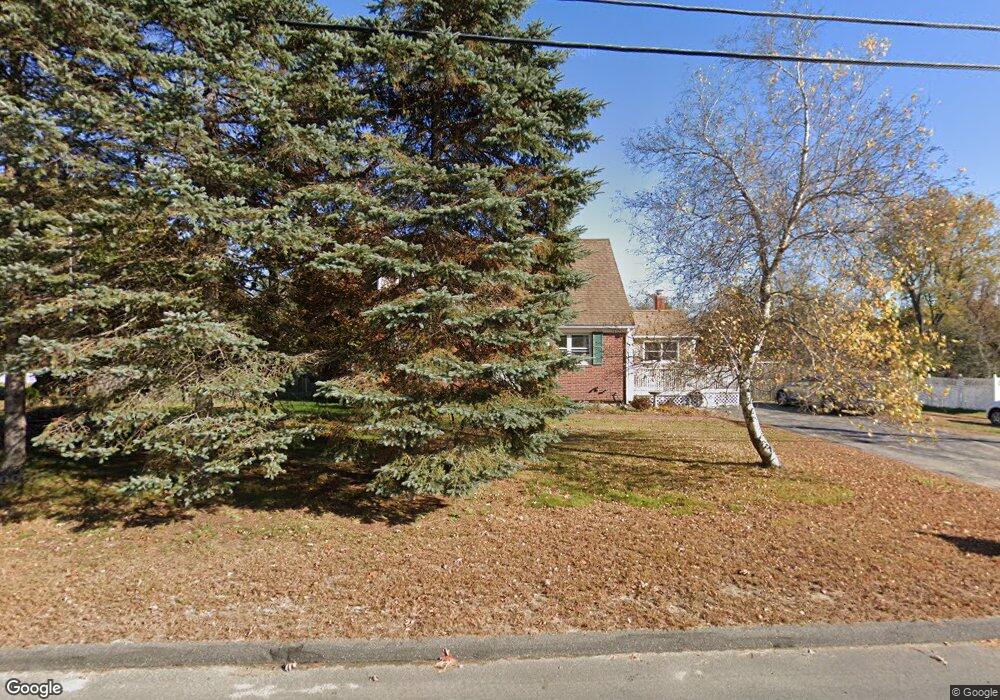 137 Center St, Bellingham, MA 02019 - photo 1