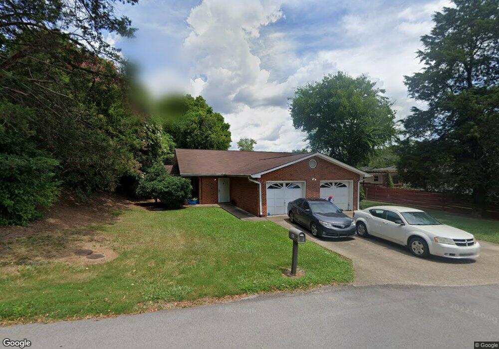 1605 Albert Ln, Hixson, TN 37343 - photo 1