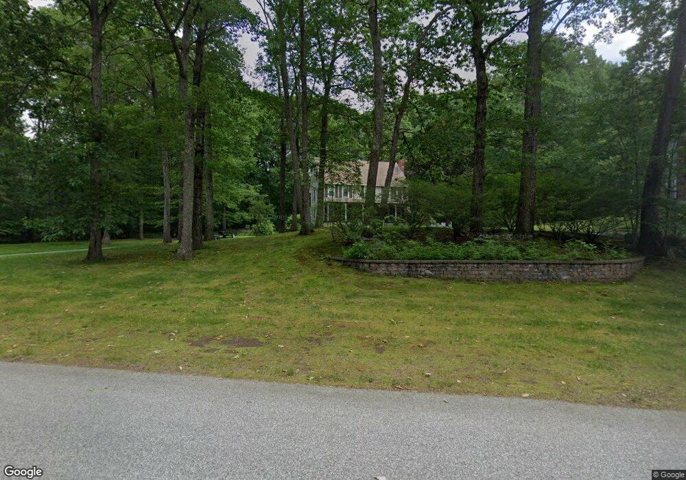 4 Hemlock St, Windham, NH 03087 - photo 1