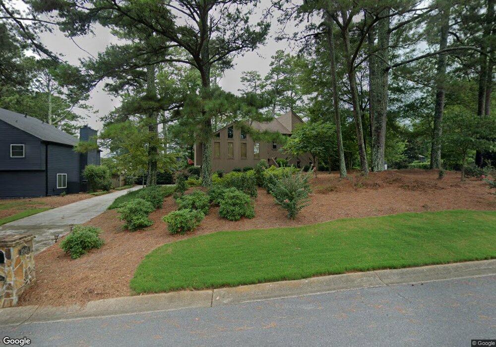 2041 Shadow Bluff Ct NE, Marietta, GA 30062 - photo 1