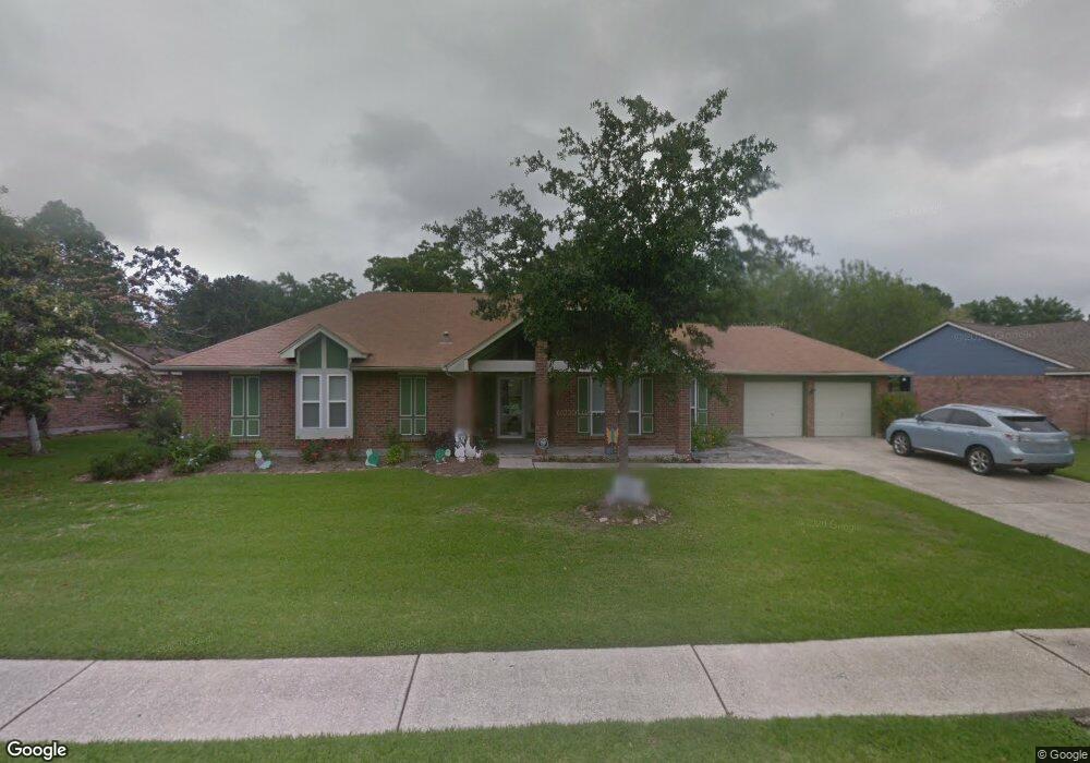 719 Windsor Dr, Friendswood, TX 77546 - photo 1