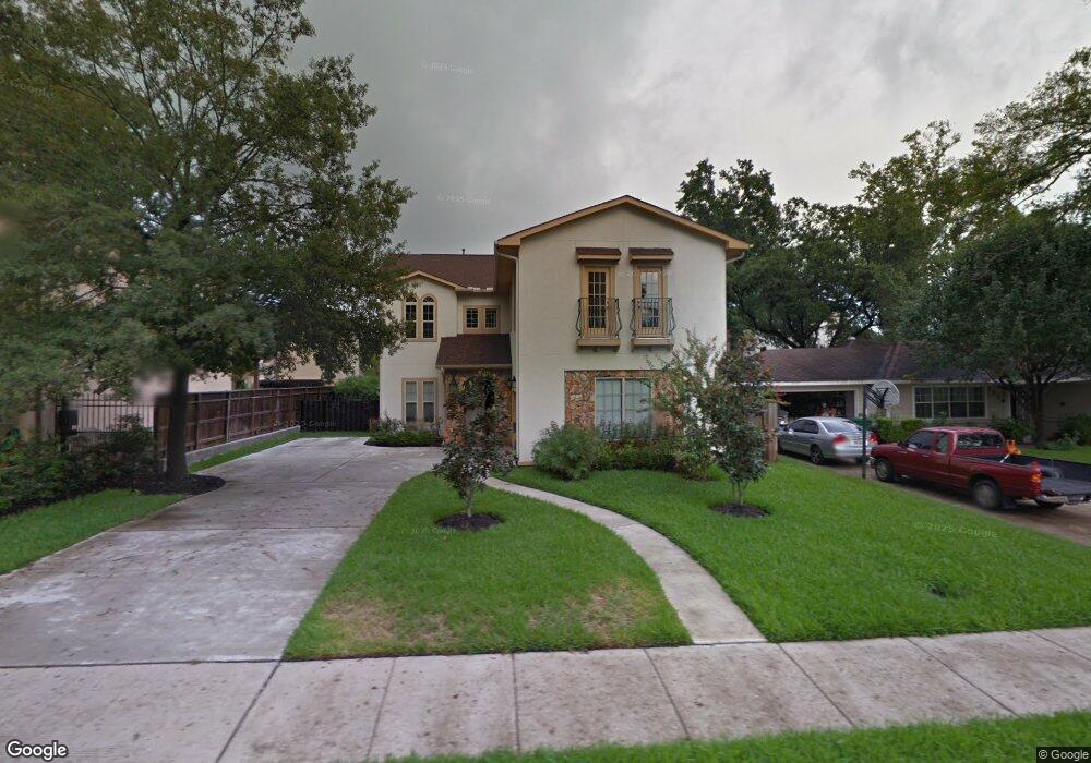 1722 Bayram Dr, Houston, TX 77055 - photo 1
