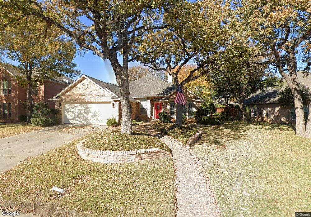 2613 Bent Tree Dr, Hurst, TX 76054 - photo 1