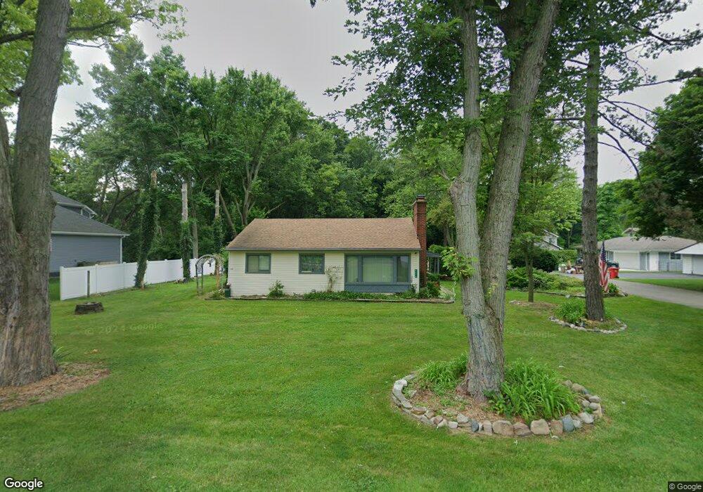 4476 Welland Dr, West Bloomfield, MI 48323 - photo 1