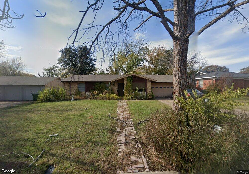829 Mccurry Ave, Bedford, TX 76022 - photo 1