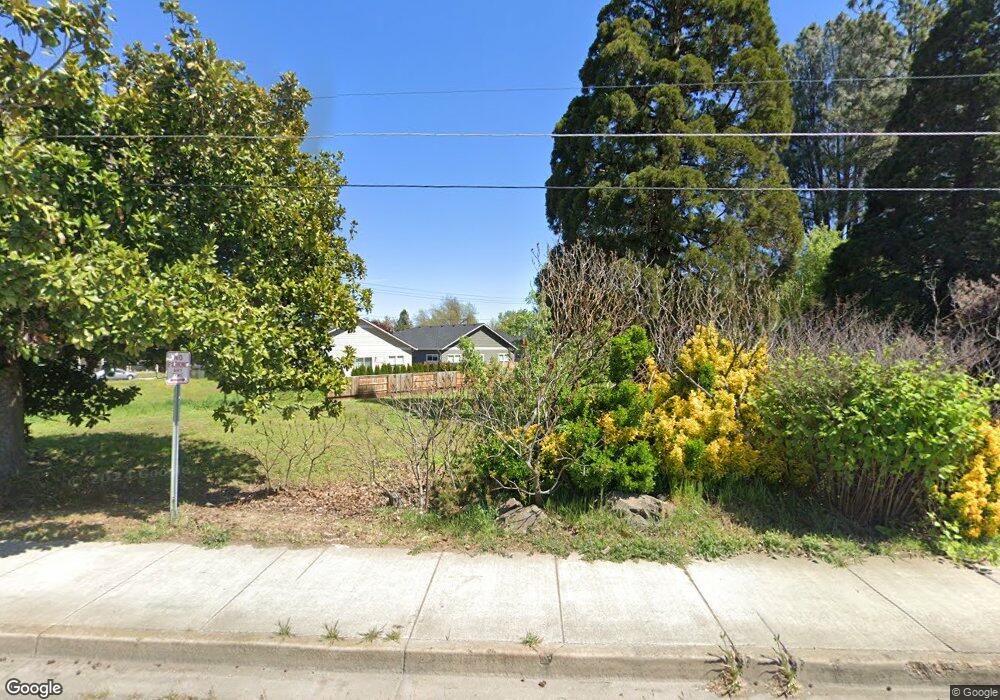4604 N Pacific Hwy, Central Point, OR 97502 - photo 1