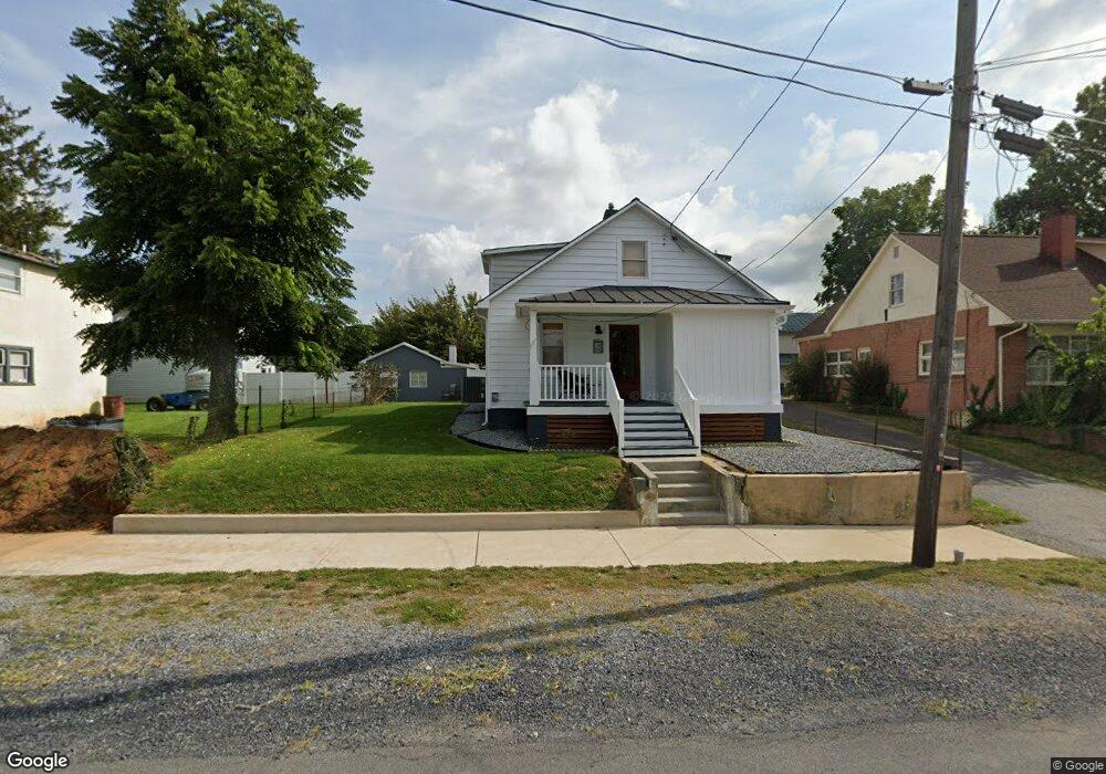 117 W 7th Ave, Ranson, WV 25438 - photo 1