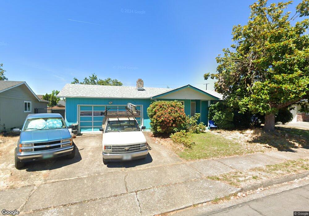 656 Laksonen Loop, Springfield, OR 97478 - photo 1