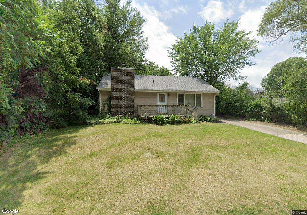 17 E Thornton Ave, Des Moines, IA 50315 - photo 1