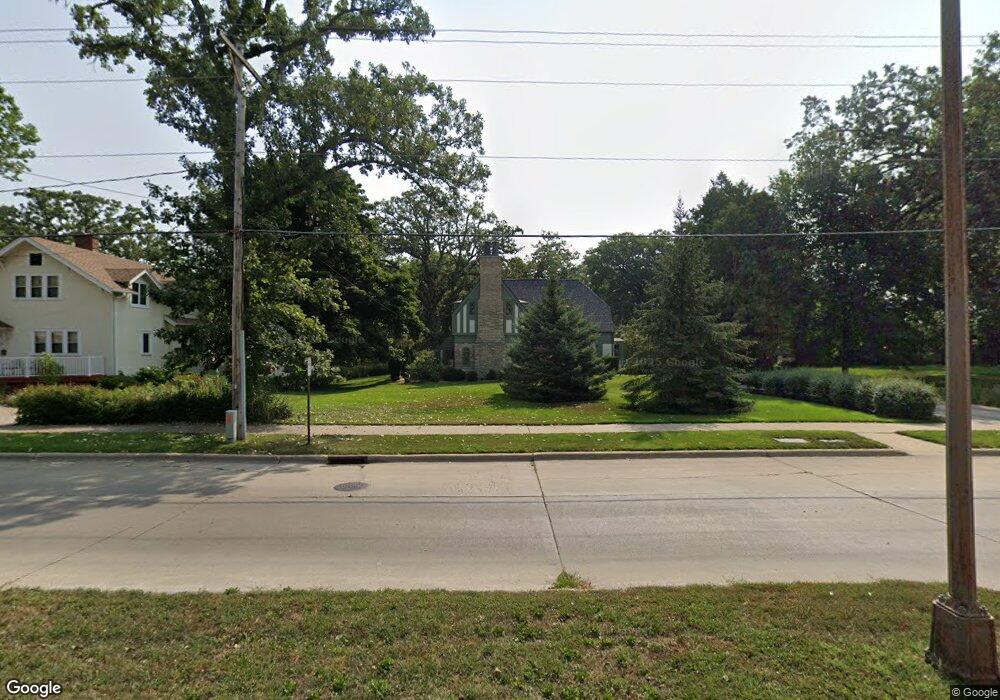 611 4th St SW, Austin, MN 55912 - photo 1