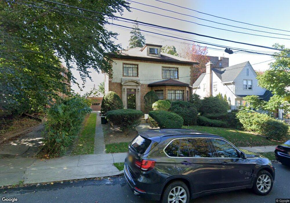56 University Place, Staten Island, NY 10301 - photo 1