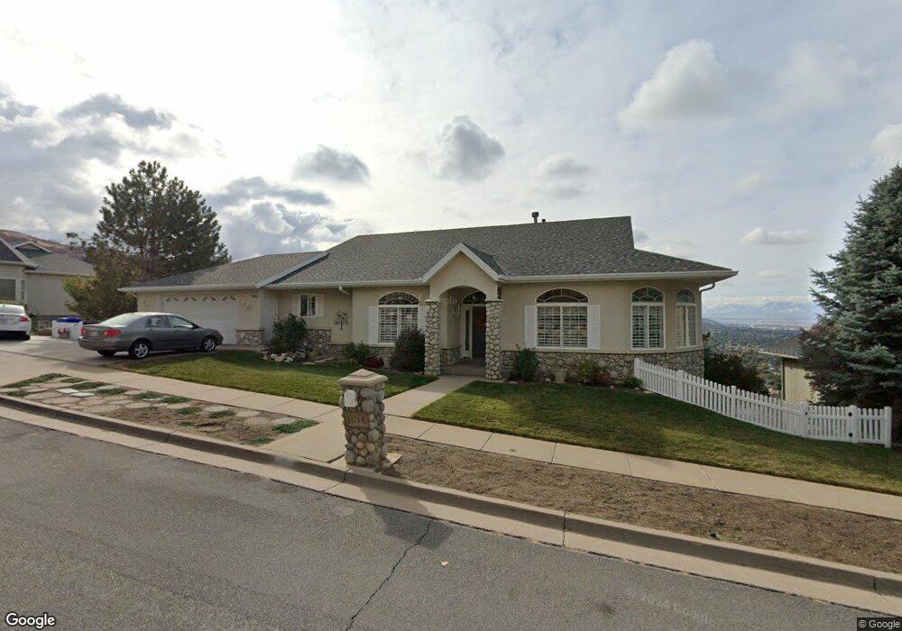 1364 Northridge Dr unit 2, Bountiful, UT 84010 - photo 1