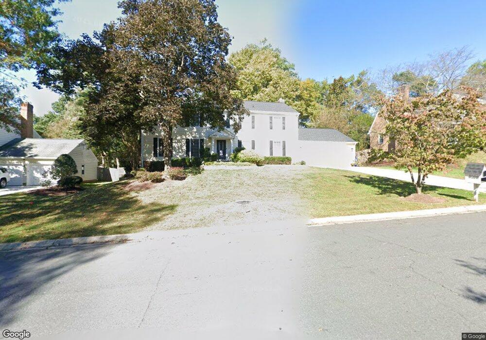 8208 Hackamore Dr, Potomac, MD 20854 - photo 1