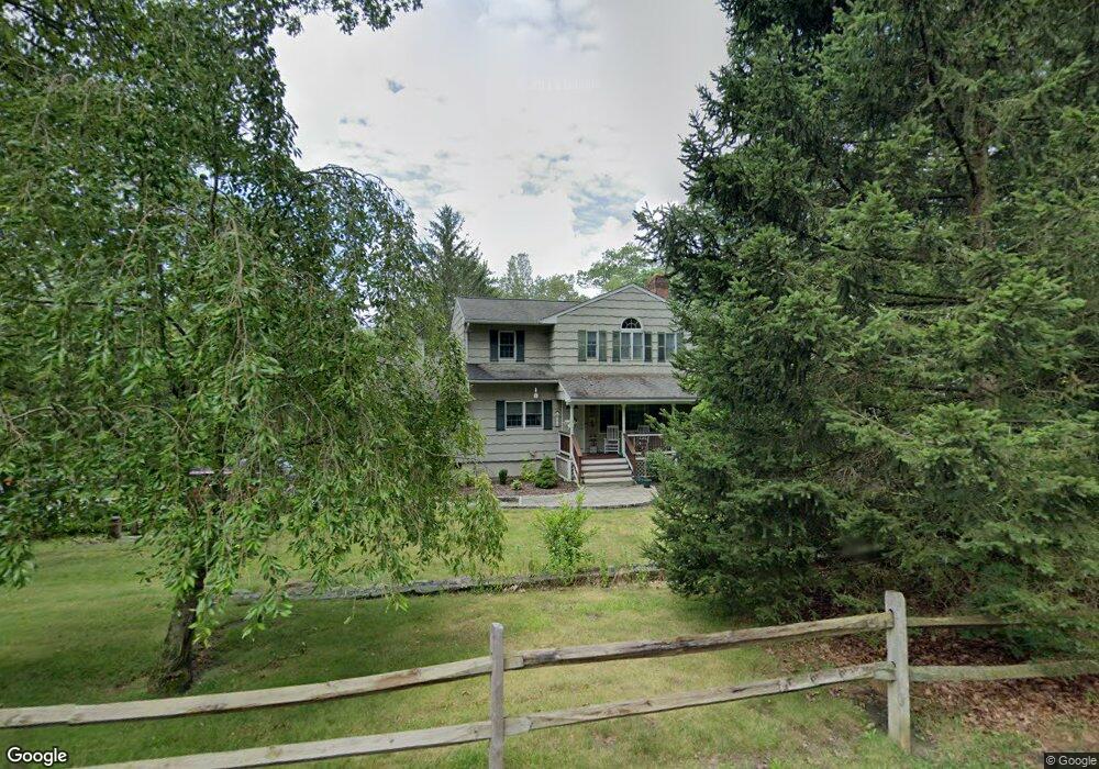 279 Barrack Hill Rd, Ridgefield, CT 06877 - photo 1