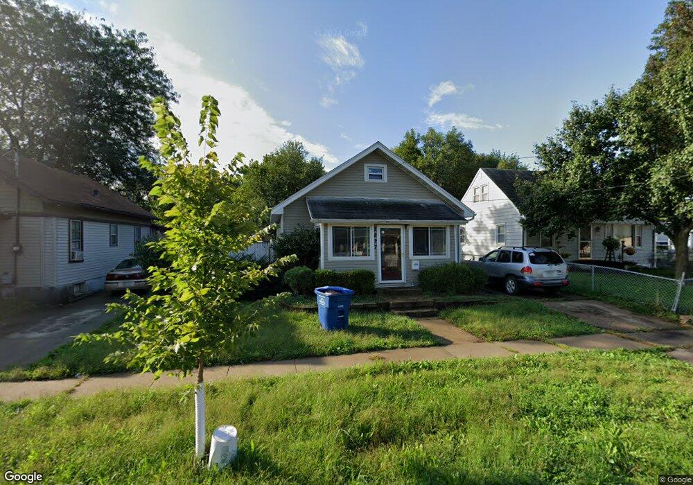 2227 Lyon St, Des Moines, IA 50317 - photo 1