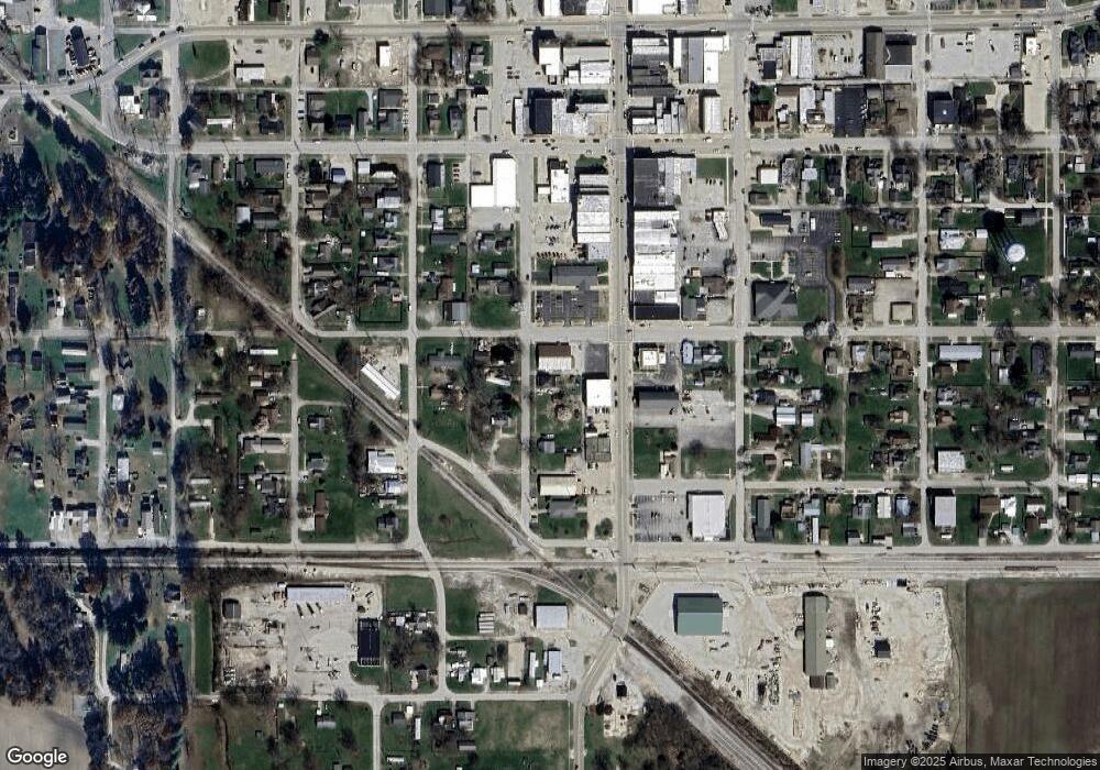 135 1st St SW, Linton, IN 47441 - photo 1