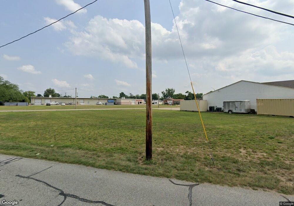 1611 Mckinley Ave, Columbus, IN 47201 - photo 1