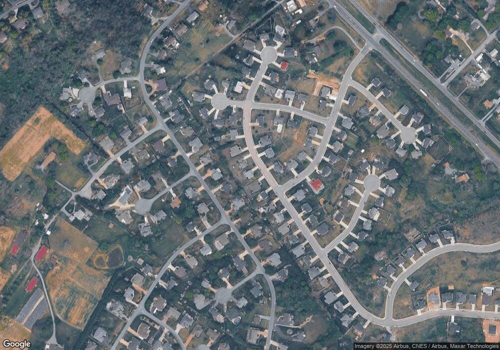 210 Rachel Dr, Penn Laird, VA 22846 - photo 1