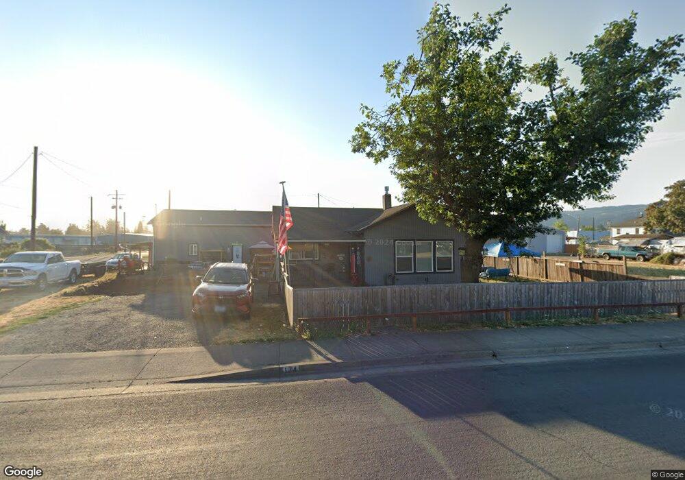 174 N 1st St, Creswell, OR 97426 - photo 1