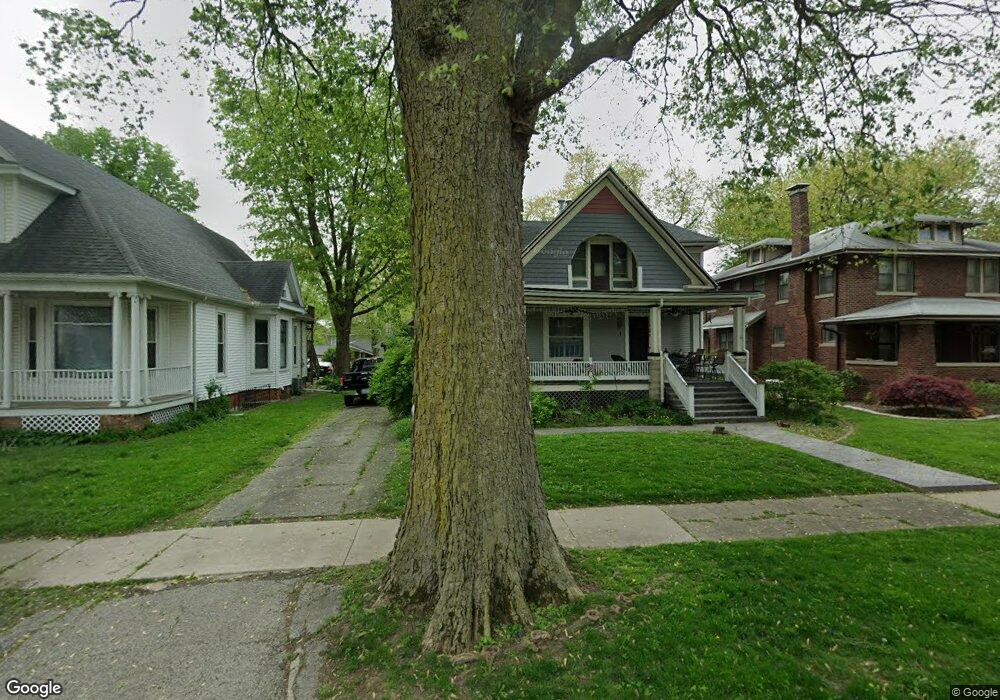 129 9th St, Lincoln, IL 62656 - photo 1