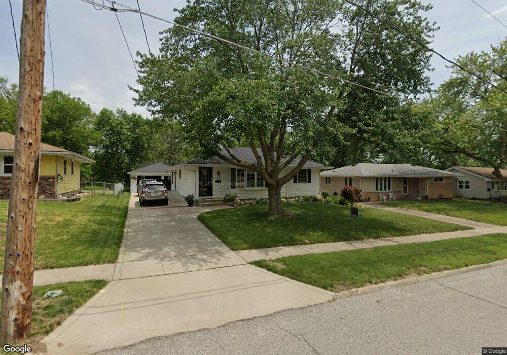 4131 E 9th St, Des Moines, IA 50313 - photo 1
