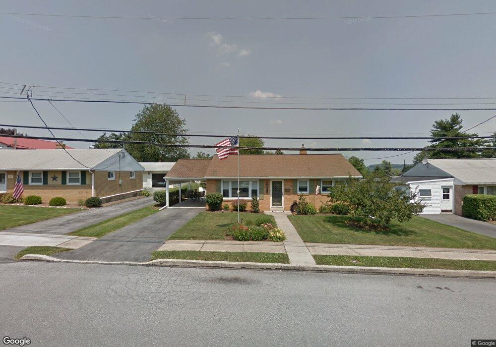 731 E Elm St, Palmyra, PA 17078 - photo 1