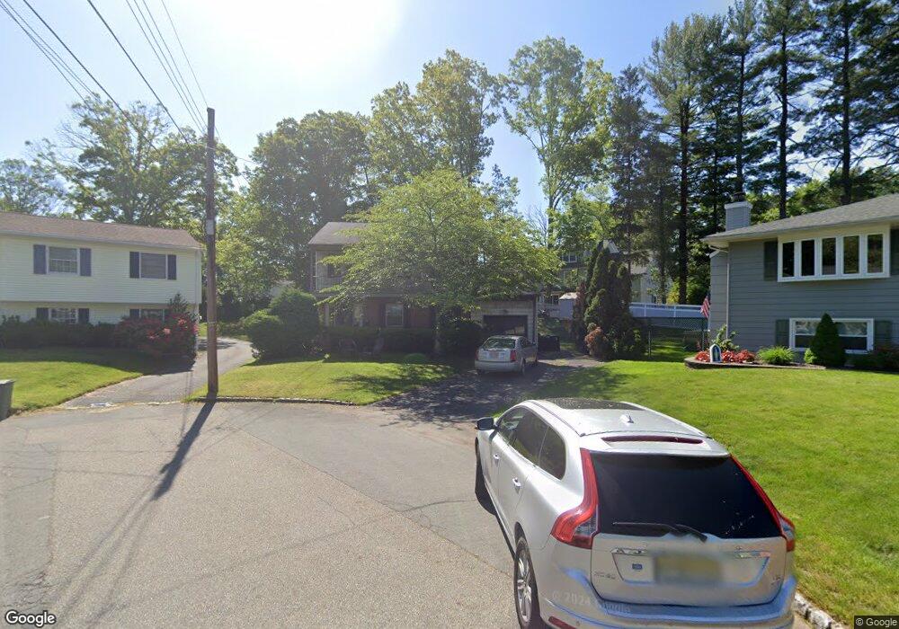 21 Woodruff Ct, New Providence, NJ 07974 - photo 1