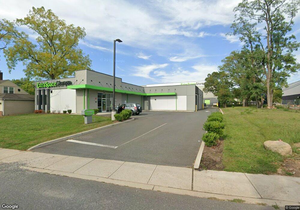 2401 Vauxhall Rd, Union, NJ 07083 - photo 1