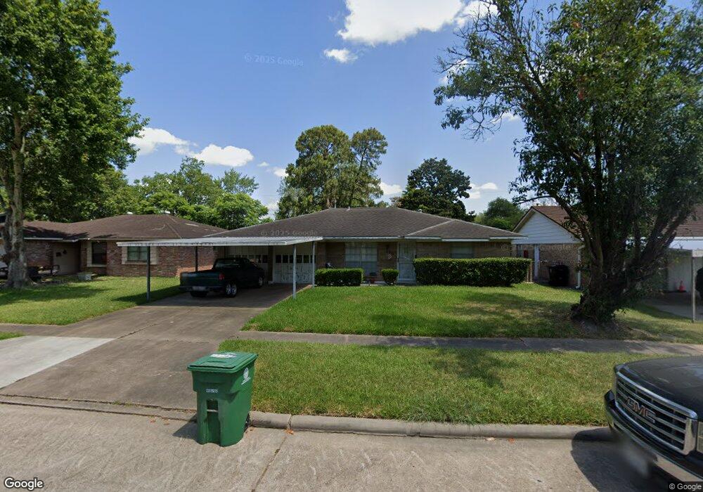 9747 Southport Dr, Houston, TX 77089 - photo 1