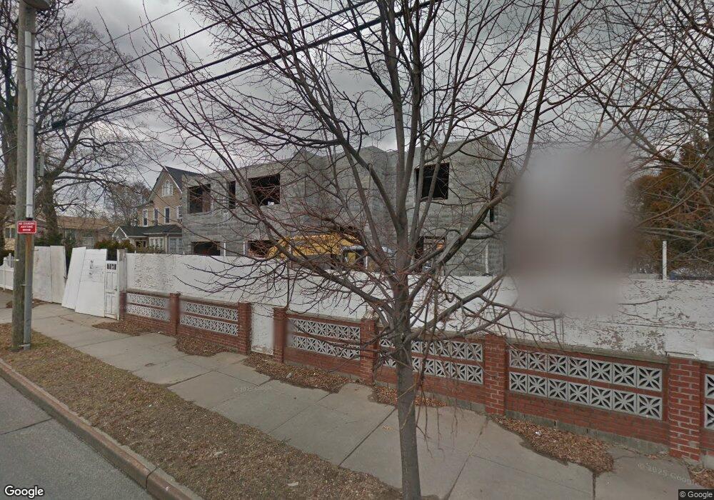 13915 14th Ave, Whitestone, NY 11357 - photo 1