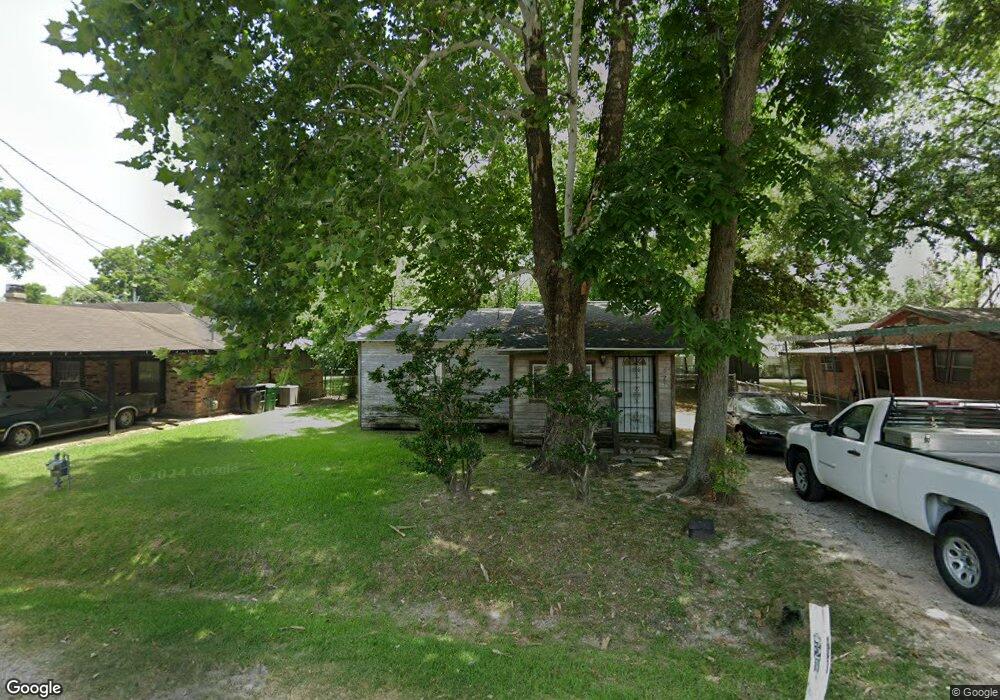 921 Dewalt St, Houston, TX 77088 - photo 1