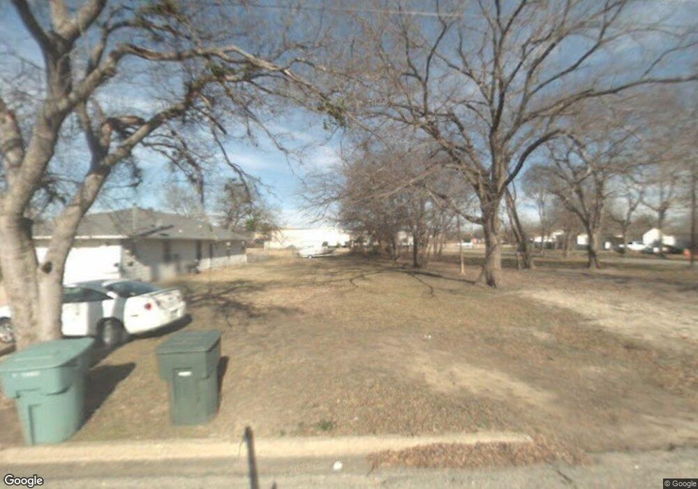 1321 E Tuck St, Sherman, TX 75090 - photo 1